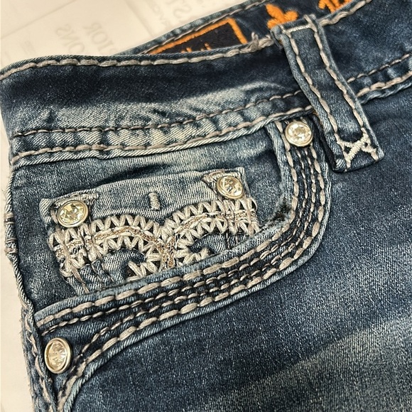 Rock Revival Blue Ankle Cropped Jeans Distressed - Picture 9 of 11